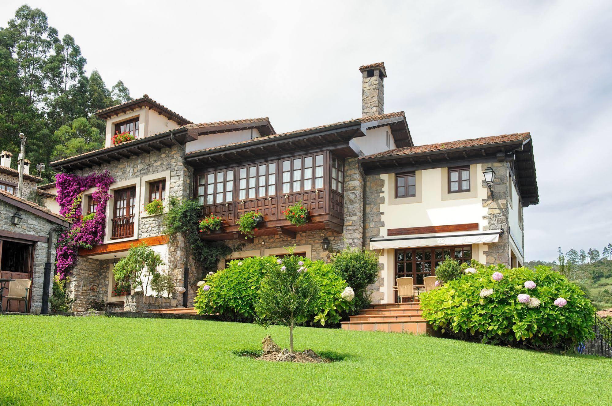 Casa Rural Llugaron I Miravalles 外观 照片
